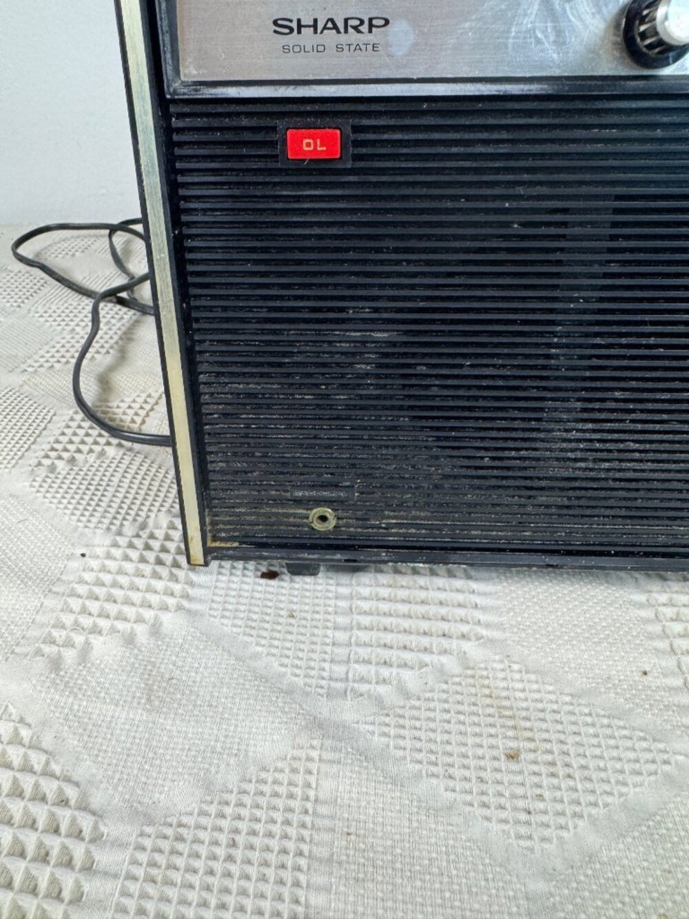 Sharp FV-18U Vintage Solid State Radio 1970s FM/AM/MB/AIR Bands Black Vintage - Picture 6 of 12